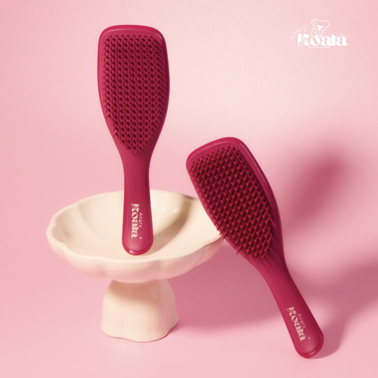 ANGRY KOALA WET DETANGLER BRUSH BURGUNDY