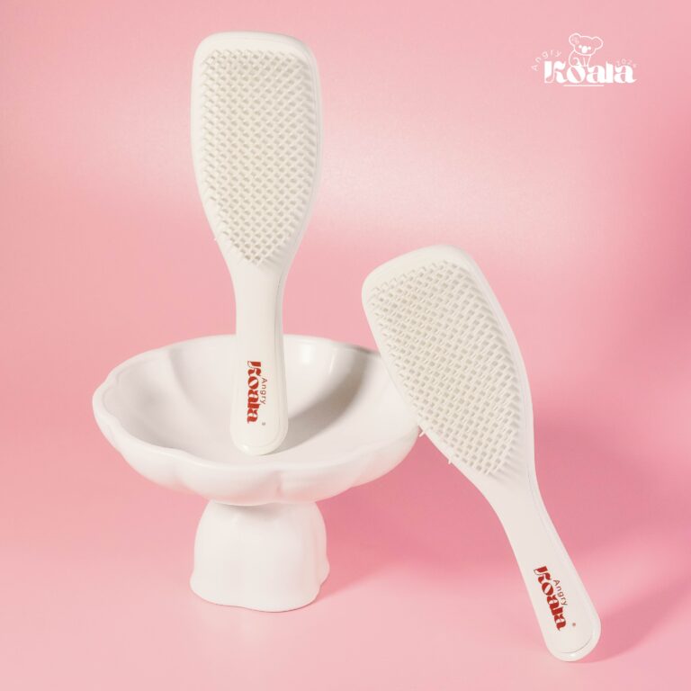 ANGRY KOALA WET DETANGLER BRUSH BURGUNDY